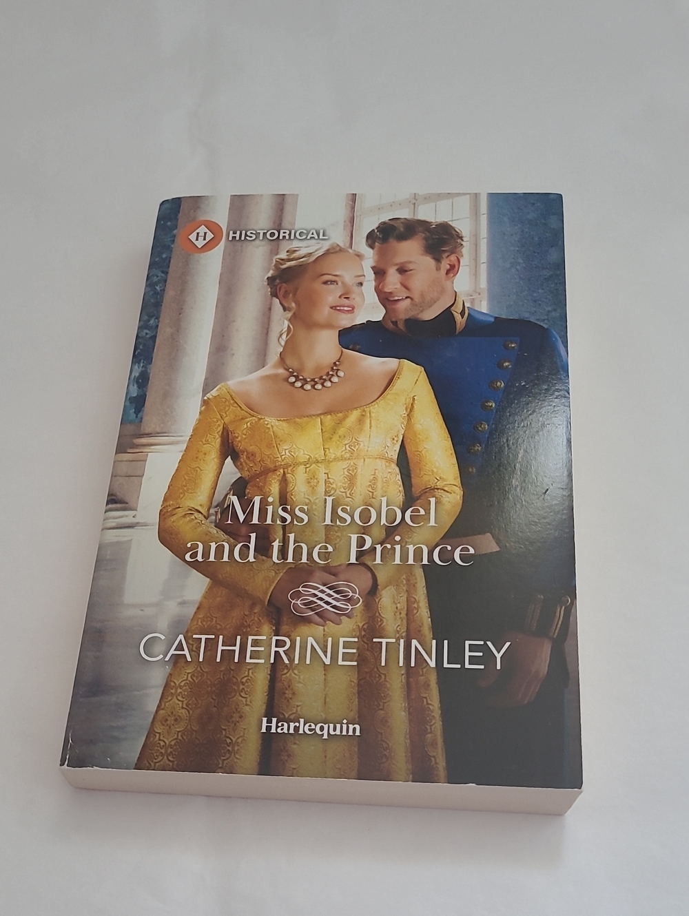 3/$5❤️Miss Isobel and the Prince by Catherine Tinley - Gold & Blue Cover